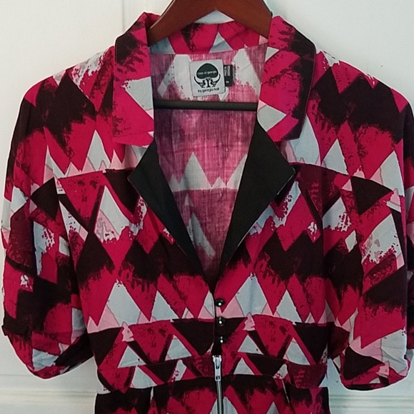 Summer dress fusia and purple with cool pattern and unique hem line - Picture 2 of 5